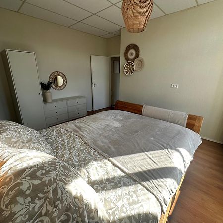 Bnb Bruxelles - Studios & Apartments Венло Экстерьер фото