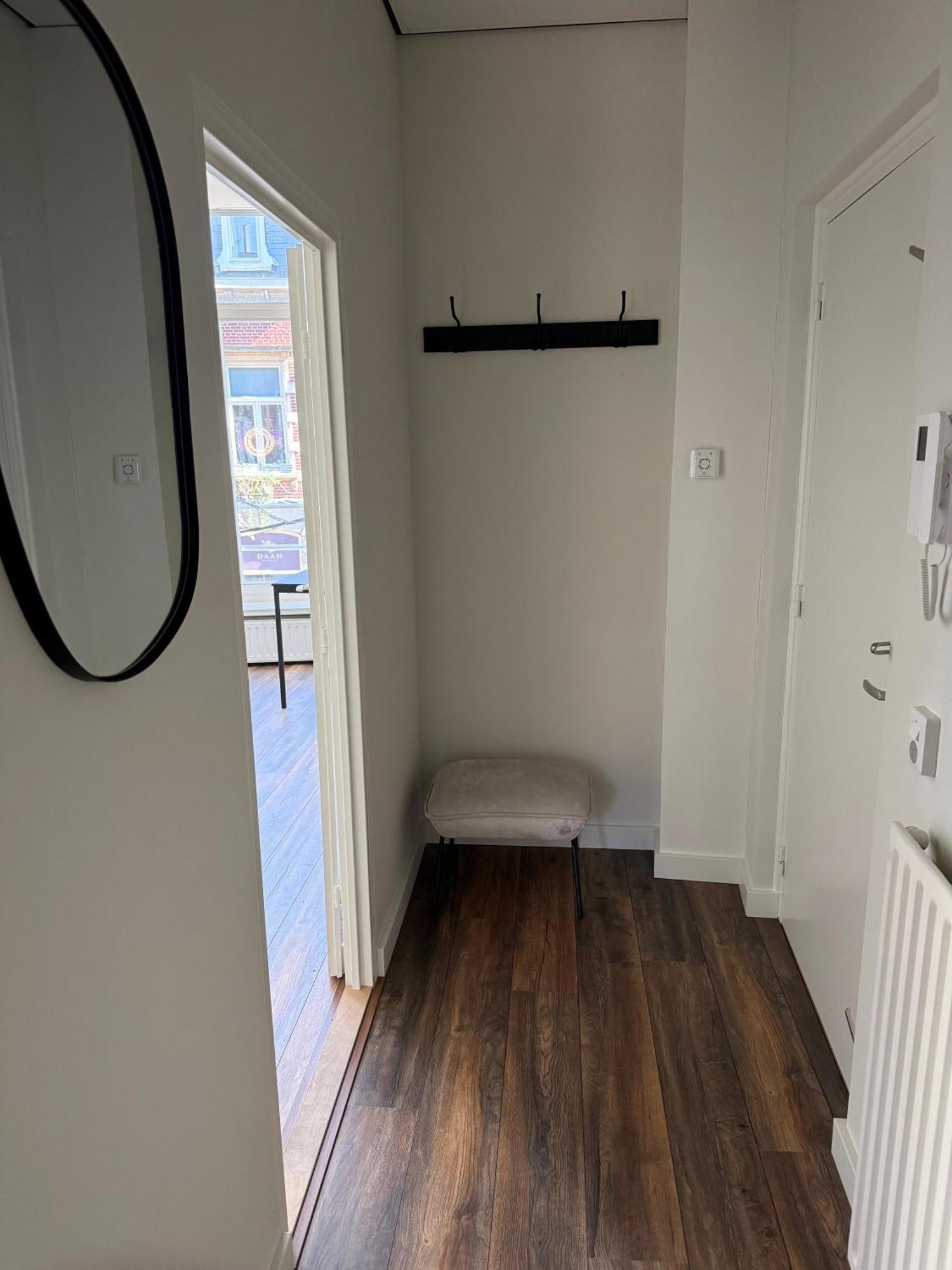 Bnb Bruxelles - Studios & Apartments Венло Экстерьер фото